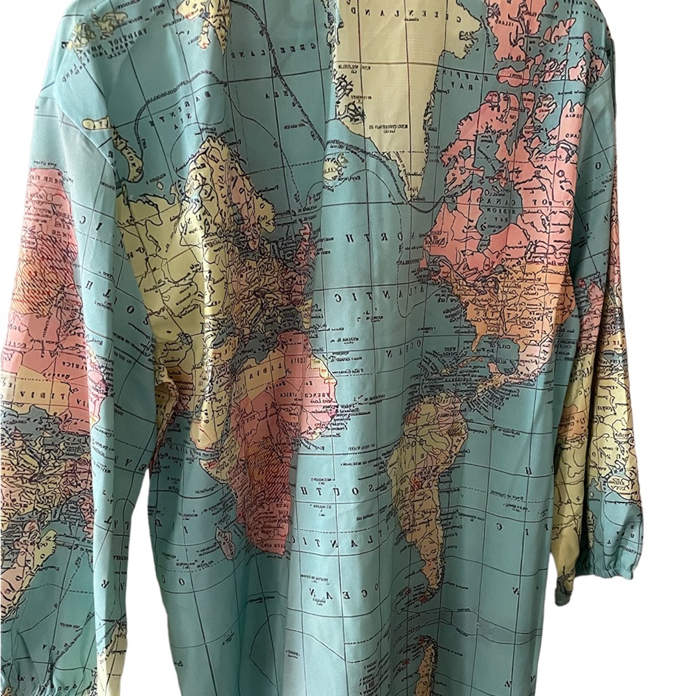 Unique map blouse - Picture 2 of 6